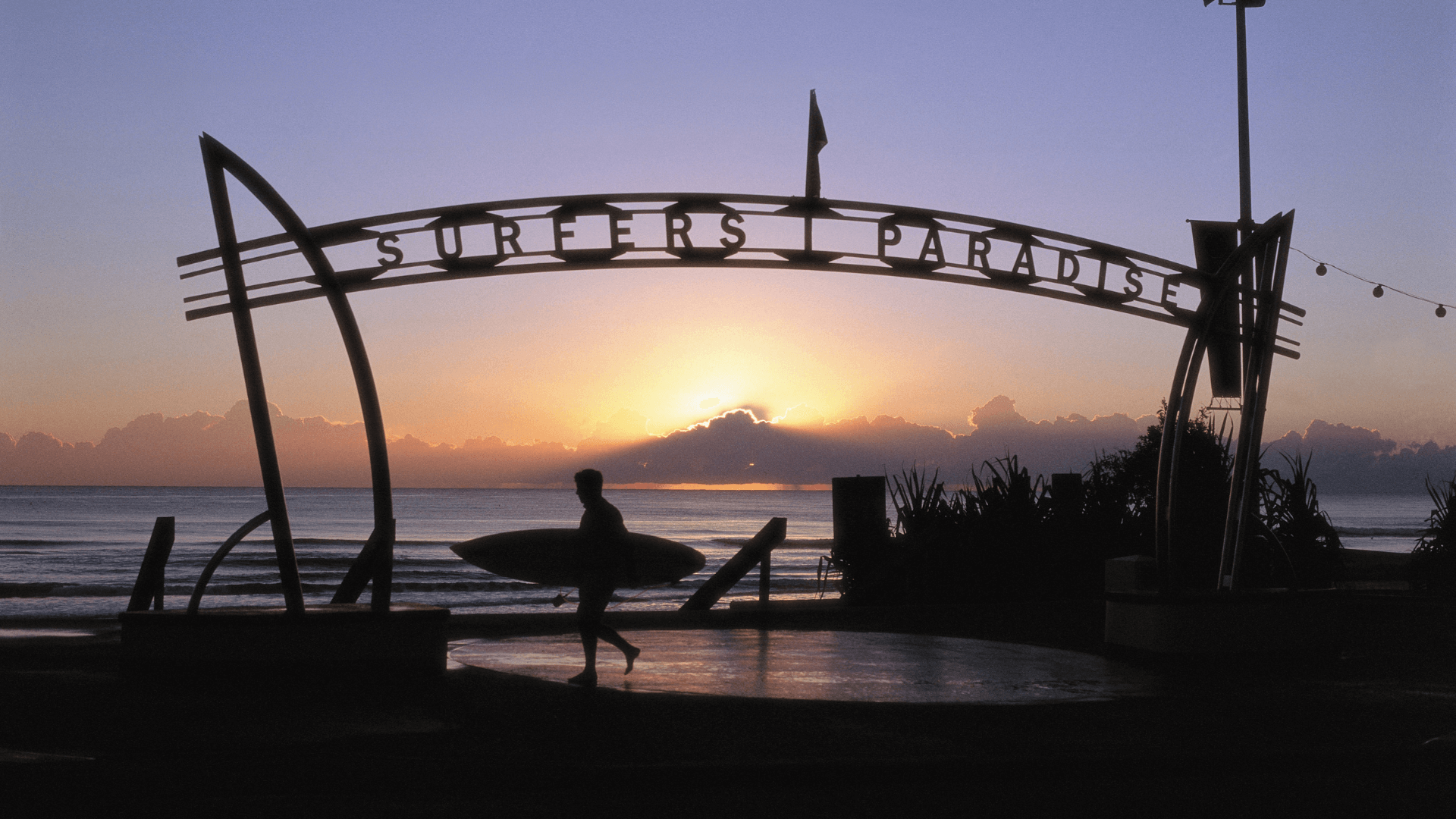 surfers-paradise-sunrise